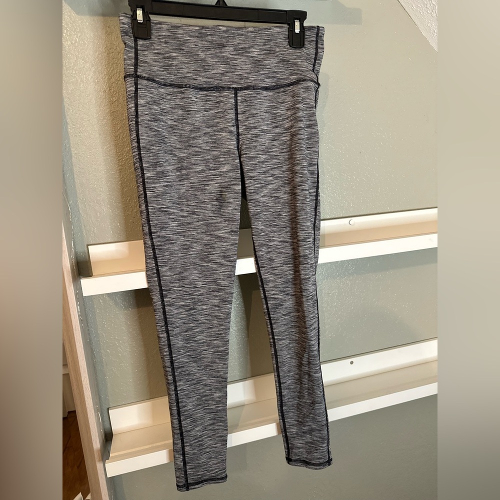 Athleta Medium Leggings